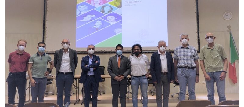 foto dei relatori e del personale scolastico
